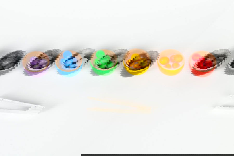 Grapat | Bowls and Marbles - Alex and Moo