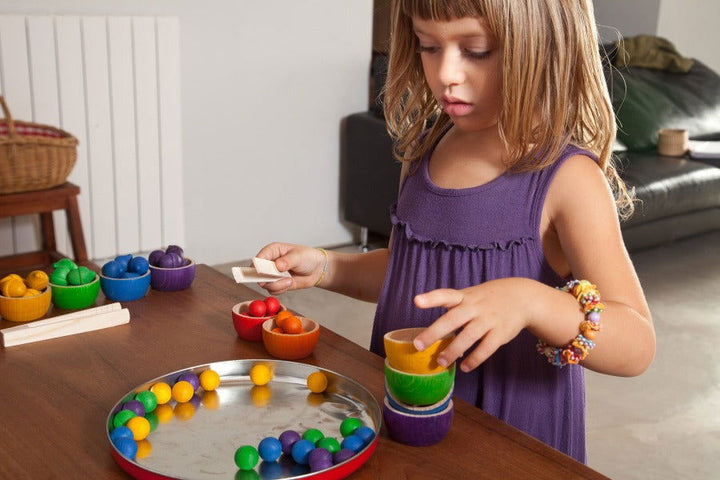 Grapat | Bowls and Marbles - Alex and Moo