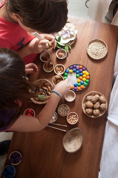 Grapat | Bowls and Marbles - Alex and Moo