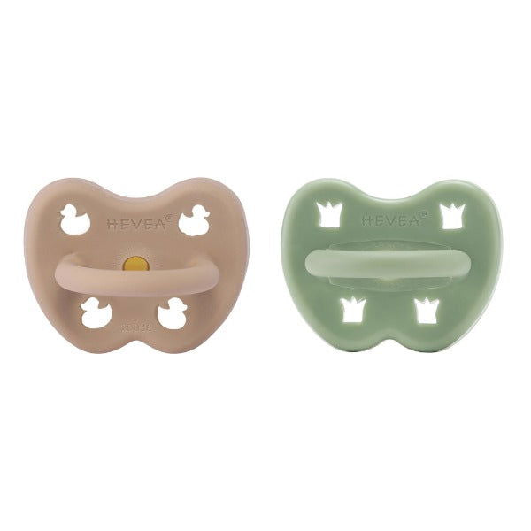 Hevea | 2-pack Pacifier (3-36 months) - Tan Beige & Moss Green - Alex and Moo