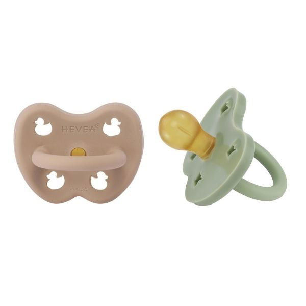 Hevea | 2-pack Pacifier (3-36 months) - Tan Beige & Moss Green - Alex and Moo