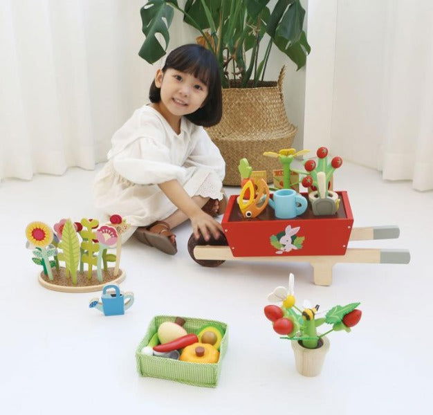 Tender Leaf Toys | Garden Wheelbarrow Set - Alex and Moo