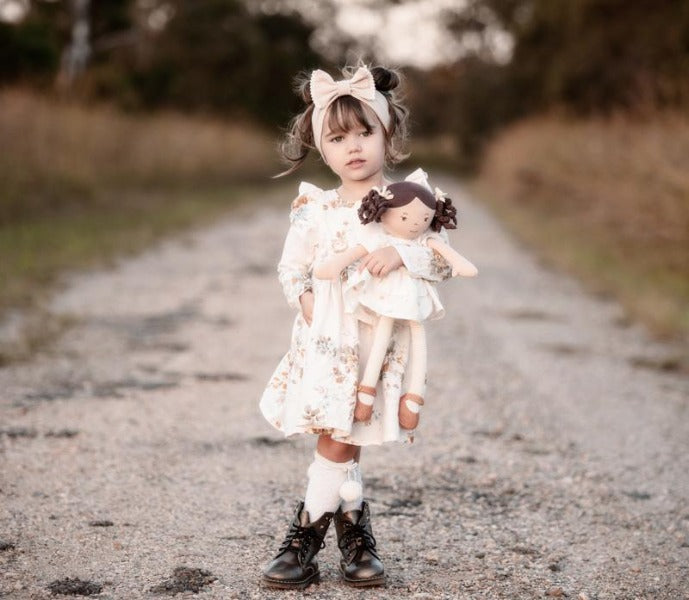 Bonikka | Linen Doll with Brown Hair - Cecilia
