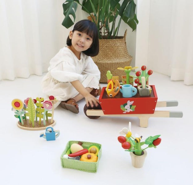 Tender Leaf Toys | Garden Wheelbarrow Set