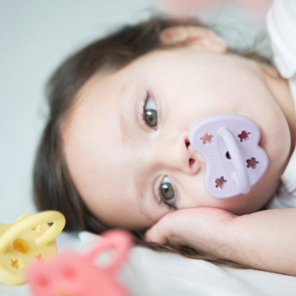 Hevea best sale orthodontic pacifier